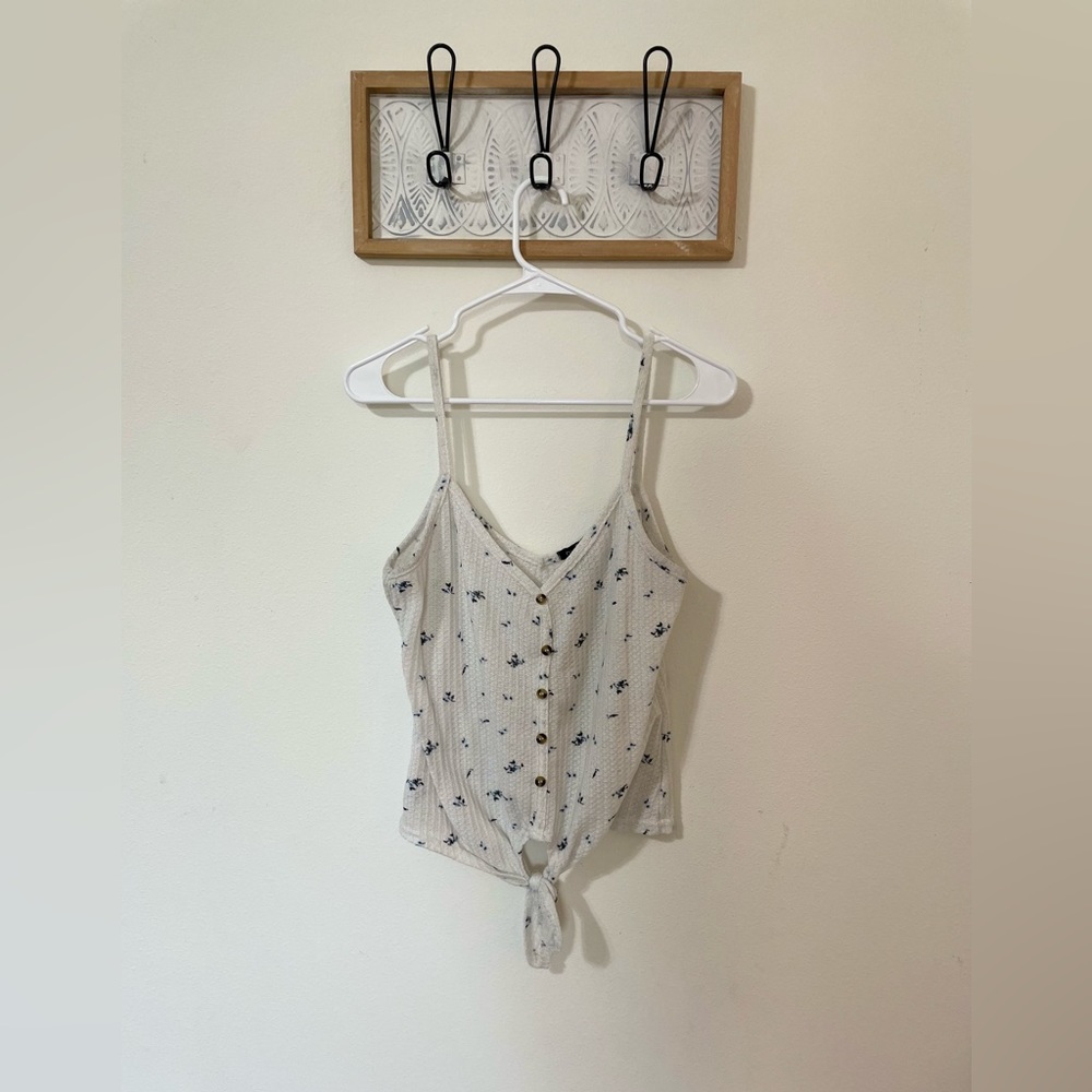 Rue21 Tie Knot Tank Top